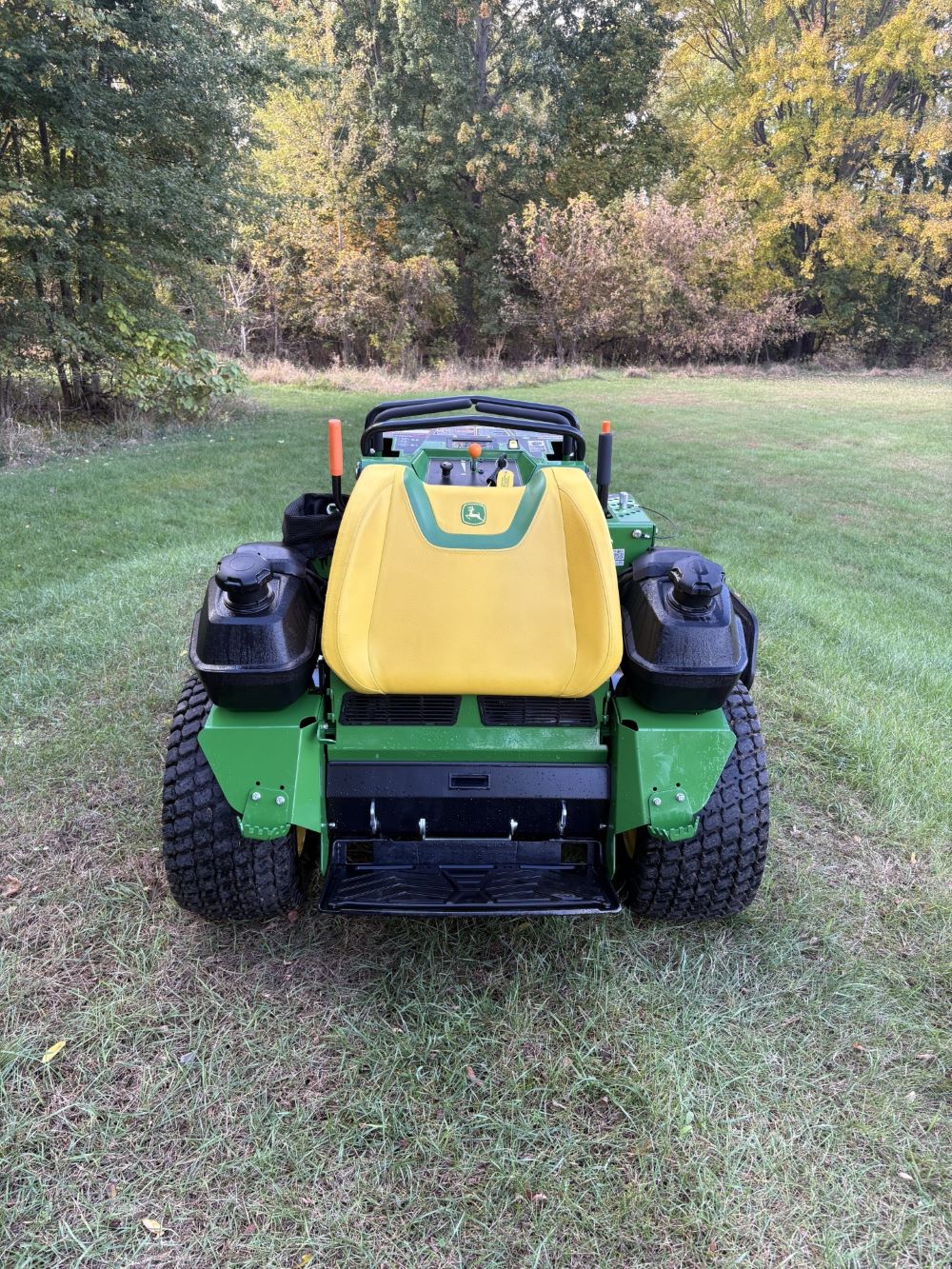 2024 Q850R Stand On Image 4